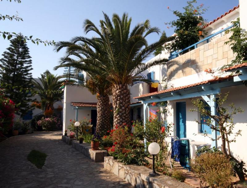 Galeana Beach Hotel Platanes  Exterior foto